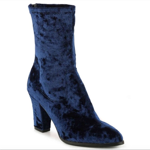 Velvet blue booties - Picture 3 of 7